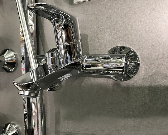 изображение Смеситель для ванны Hansgrohe Focus E2 31940000 от Магия Воды